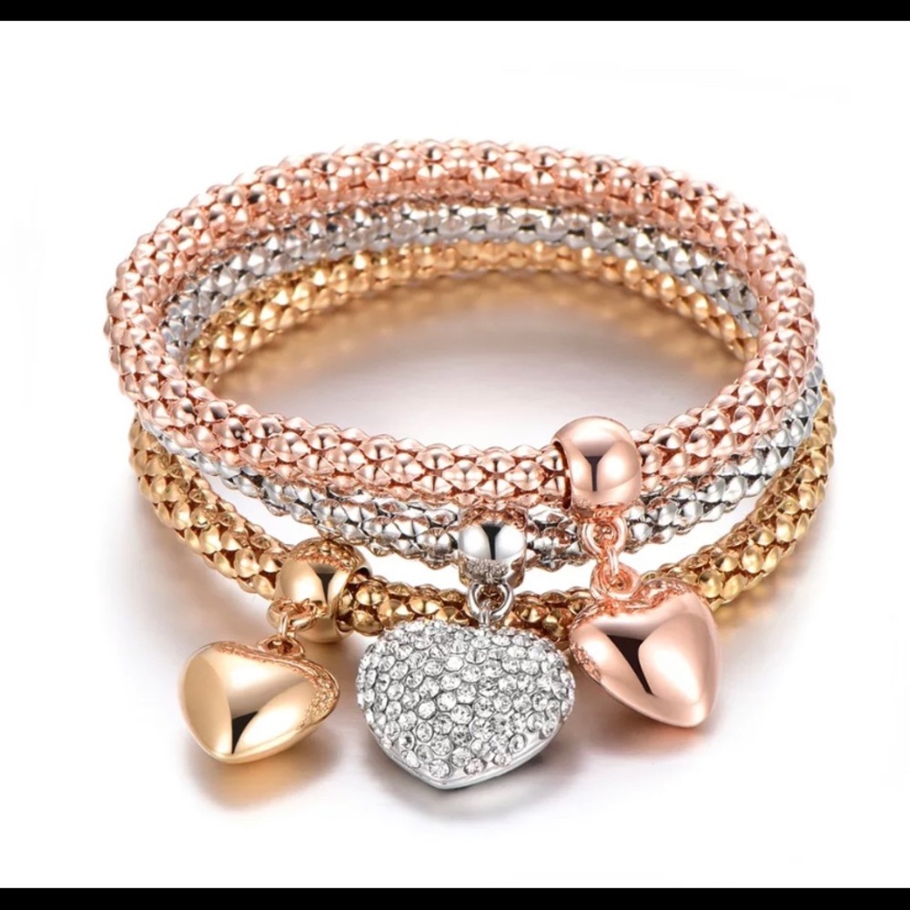Bracelets - Picture 3 of 5